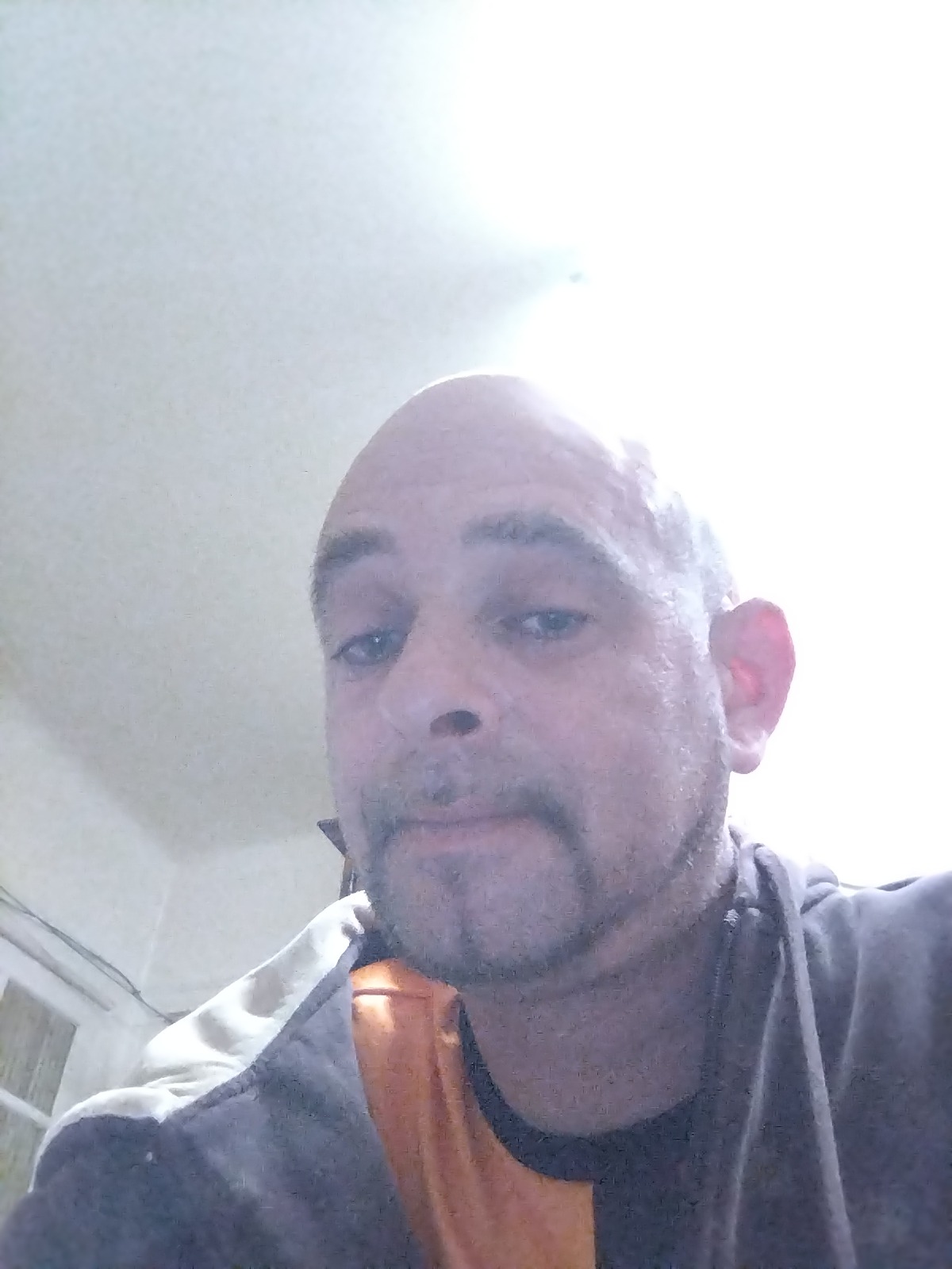 Profil de Ychem, 44 ans, Escort Trans Suisse à Ennetmoos