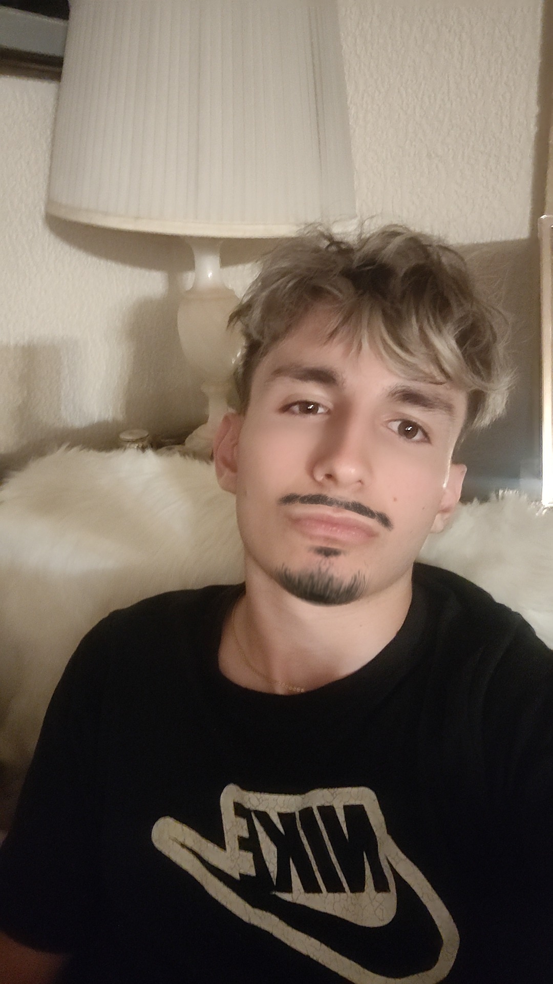 Profil de Helen, 20 ans, Escort Trans Suisse à Chaumont