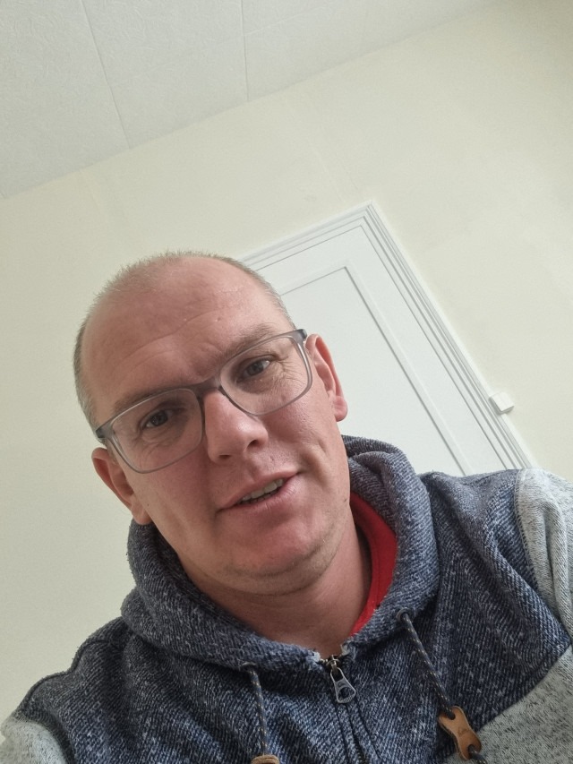 Profil de Nahed, 42 ans, Escort Trans Suisse à Andelfingen