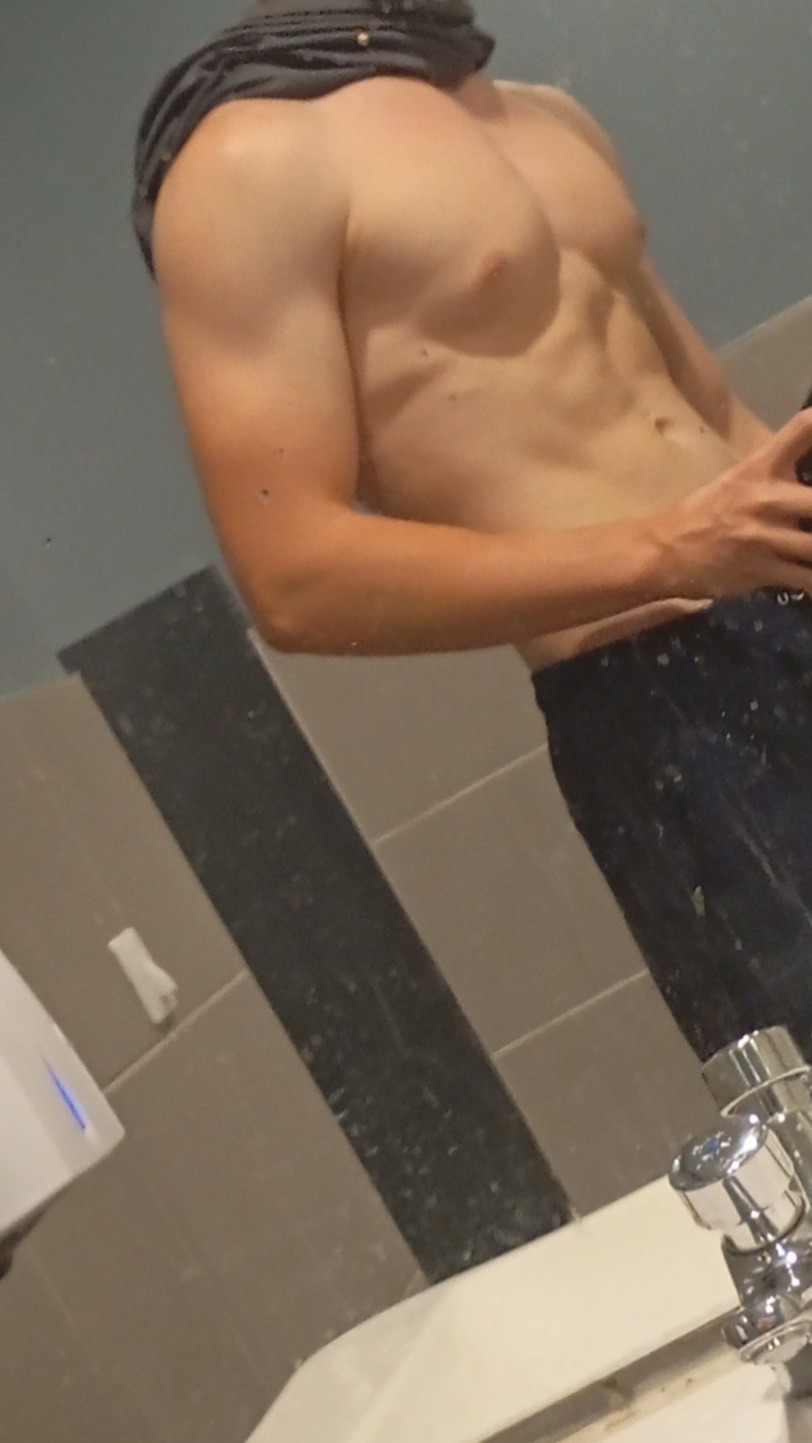 Profil de Arsen, 19 ans, Escort Trans Suisse à Reiden
