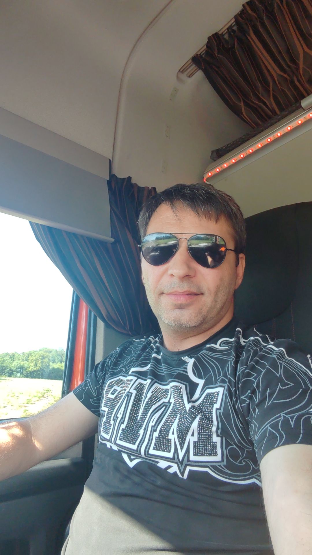 Profil de Giovany, 47 ans, Escort Trans Suisse à Cortébert