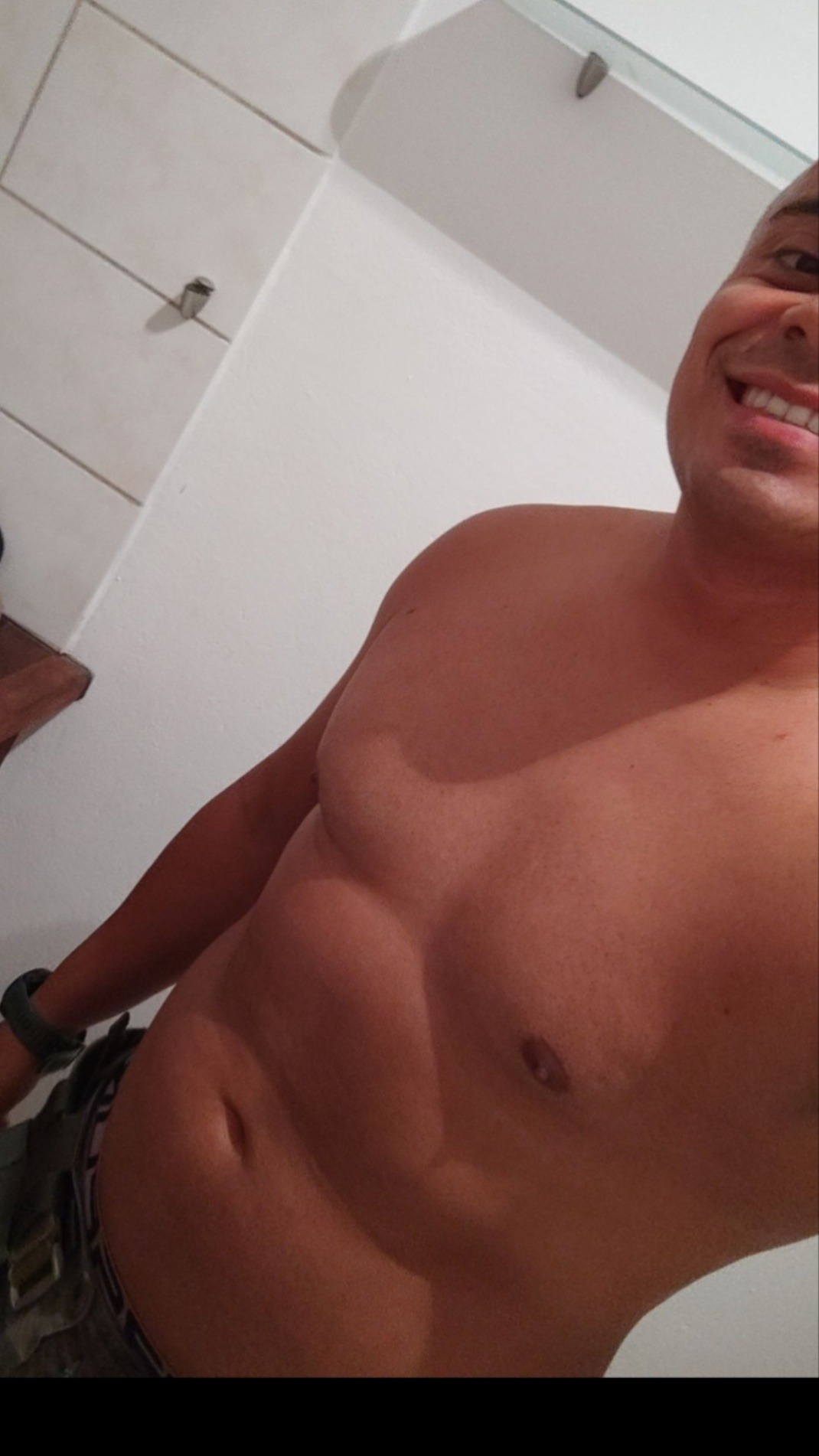 Profil de Khanh, 31 ans, Escort Trans Suisse à Köniz