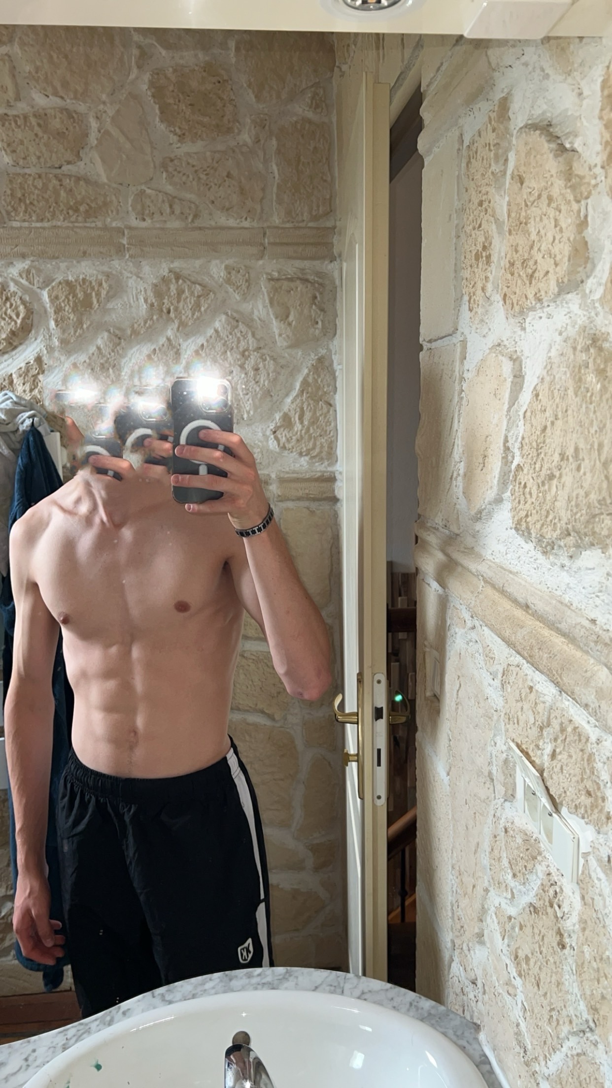Profil de Hidir, 21 ans, Escort Trans Suisse à Crissier
