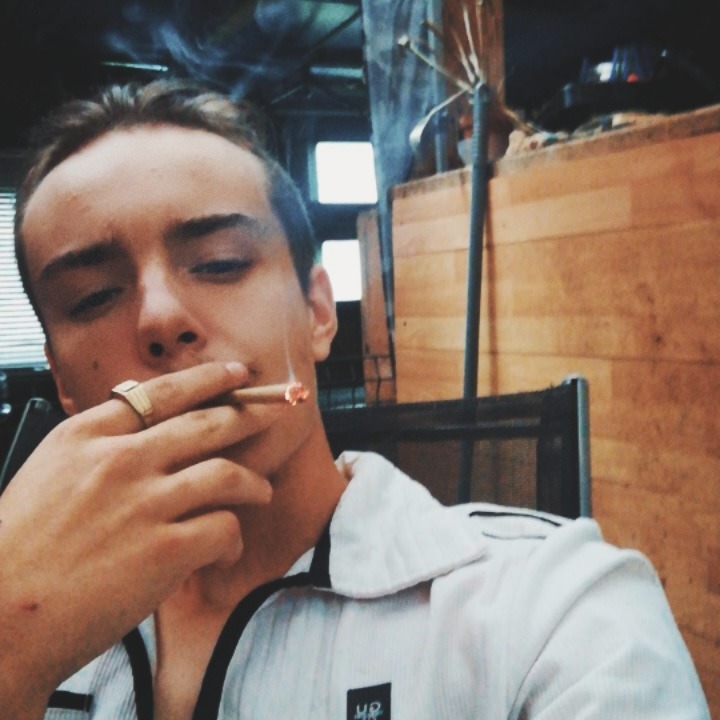 Profil de Landry, 22 ans, Escort Trans Suisse à Tolochenaz