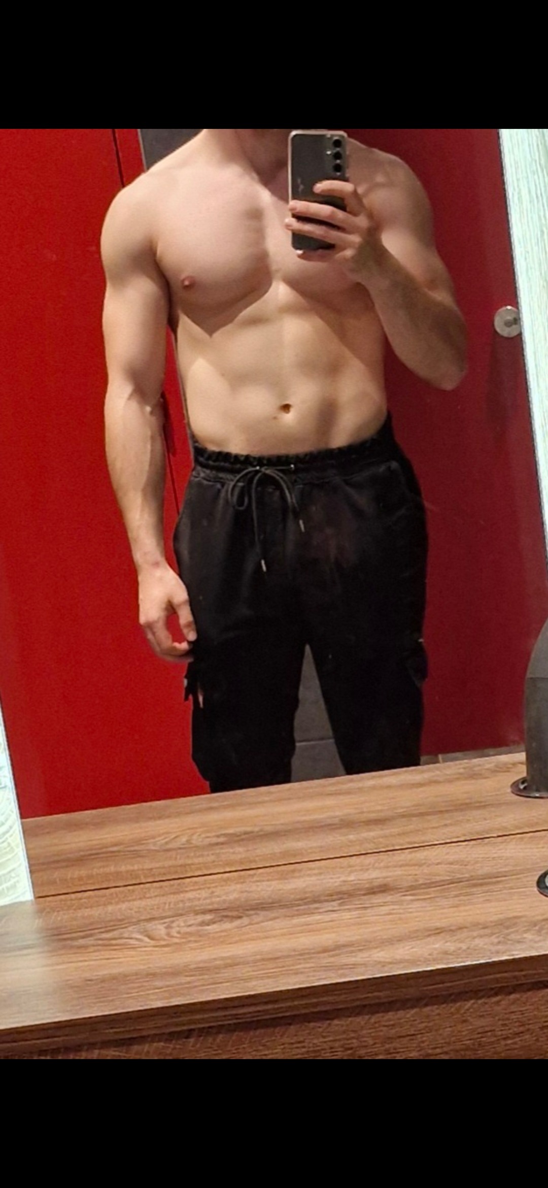 Profil de Balthazard, 25 ans, Escort Trans Suisse à Fontenais