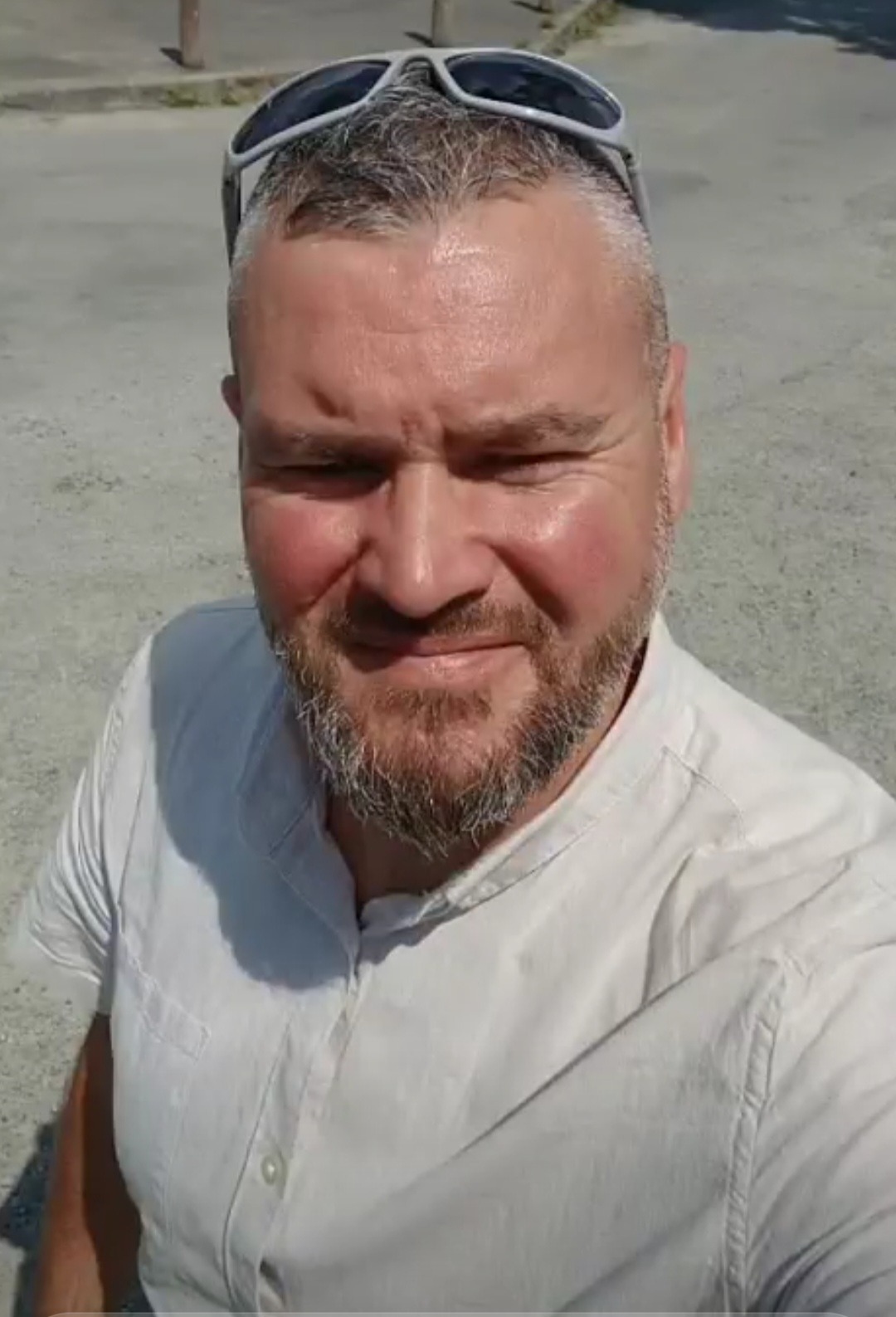 Profil de Menouar, 41 ans, Escort Trans Suisse à Biembach im Emmental