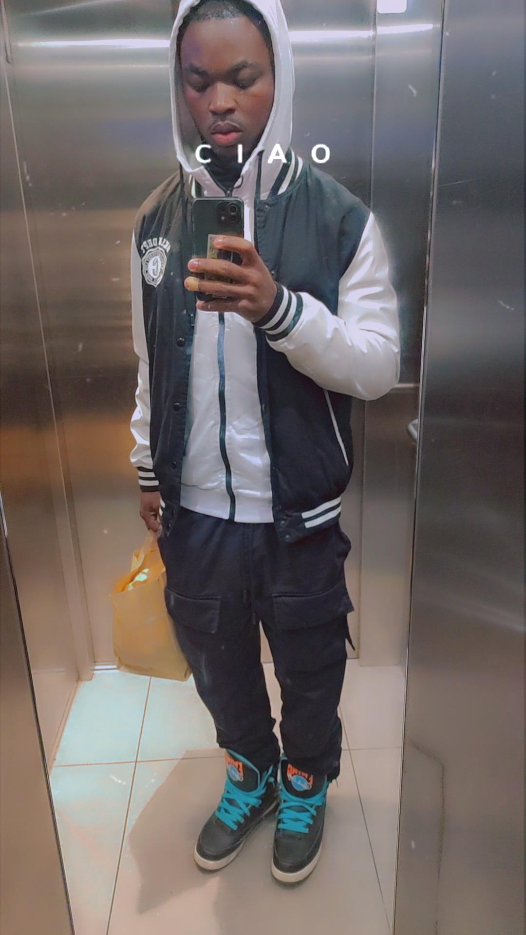 Profil de Mardochee, 20 ans, Escort Trans Suisse à Oeschseite