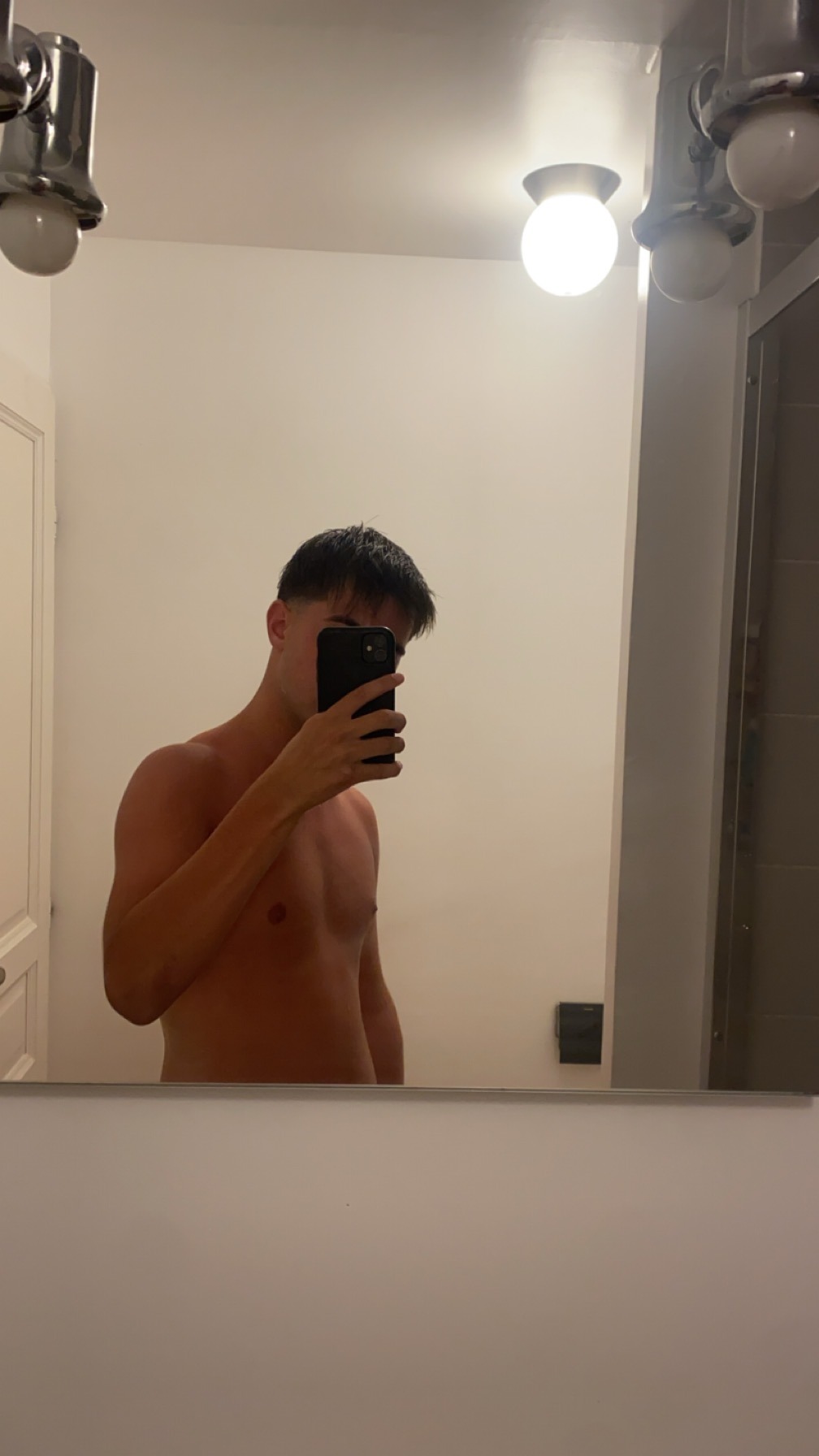 Profil de Telly, 19 ans, Escort Trans Suisse à Bondo
