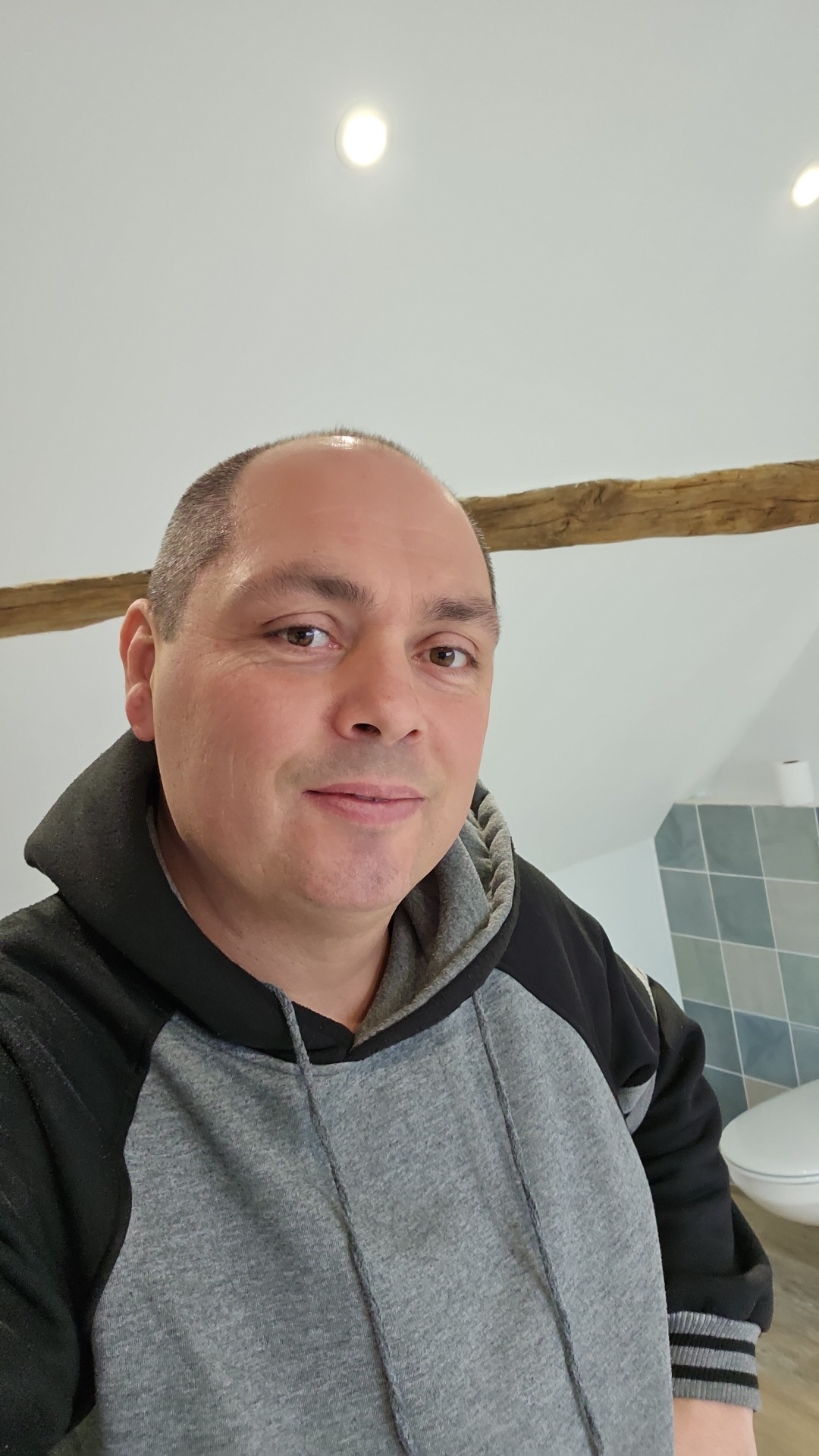 Profil de Anouar, 44 ans, Escort Trans Suisse à Wahlendorf