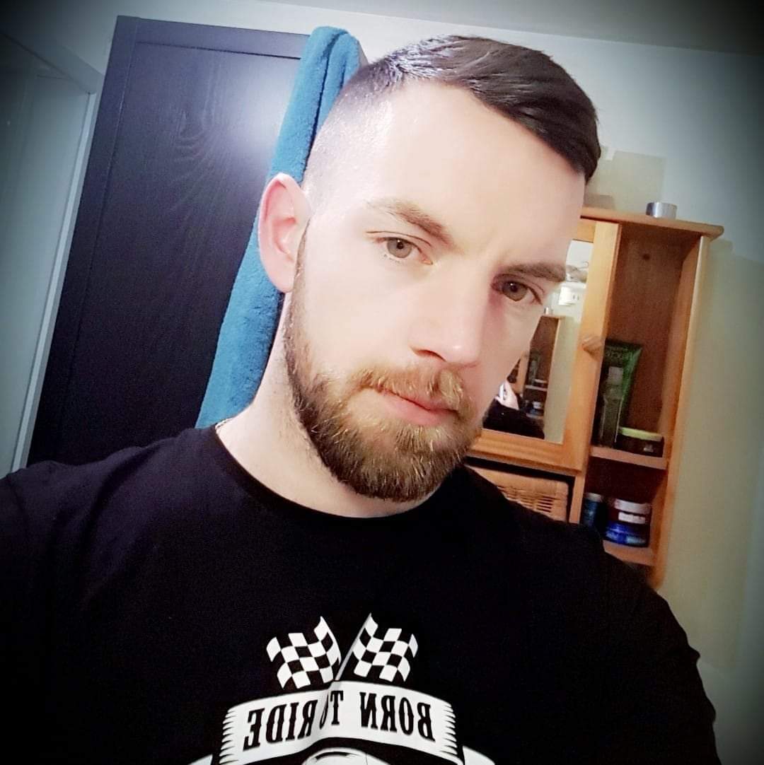 Profil de Yonis, 35 ans, Escort Trans Suisse à Ennetbürgen