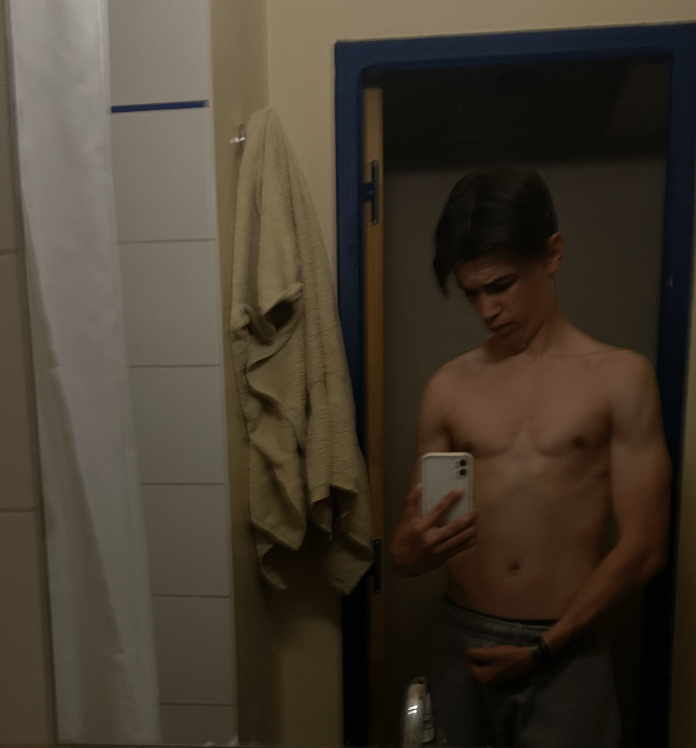 Profil de Enes, 21 ans, Escort Trans Suisse à Beurnevésin