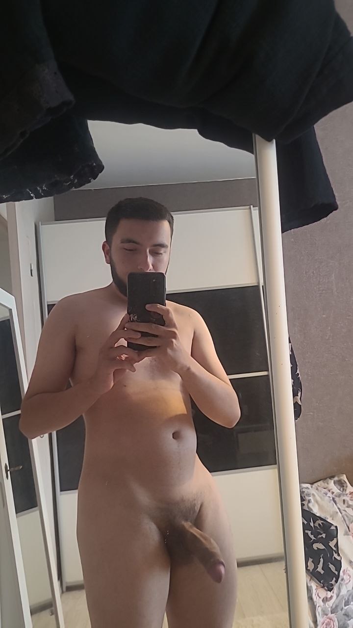 Profil de Edris, 21 ans, Escort Trans Suisse à Gondiswil