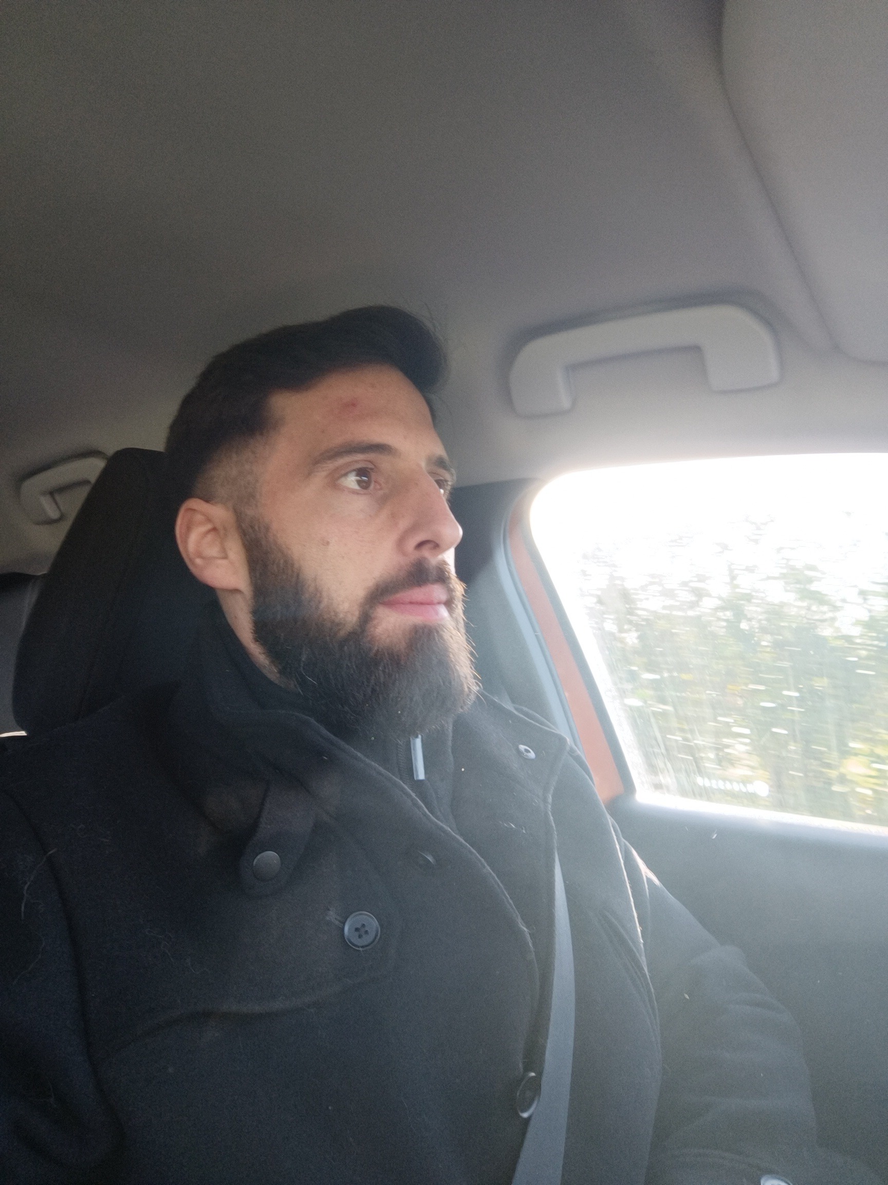 Profil de Radhouane, 33 ans, Escort Trans Suisse à Courcelon
