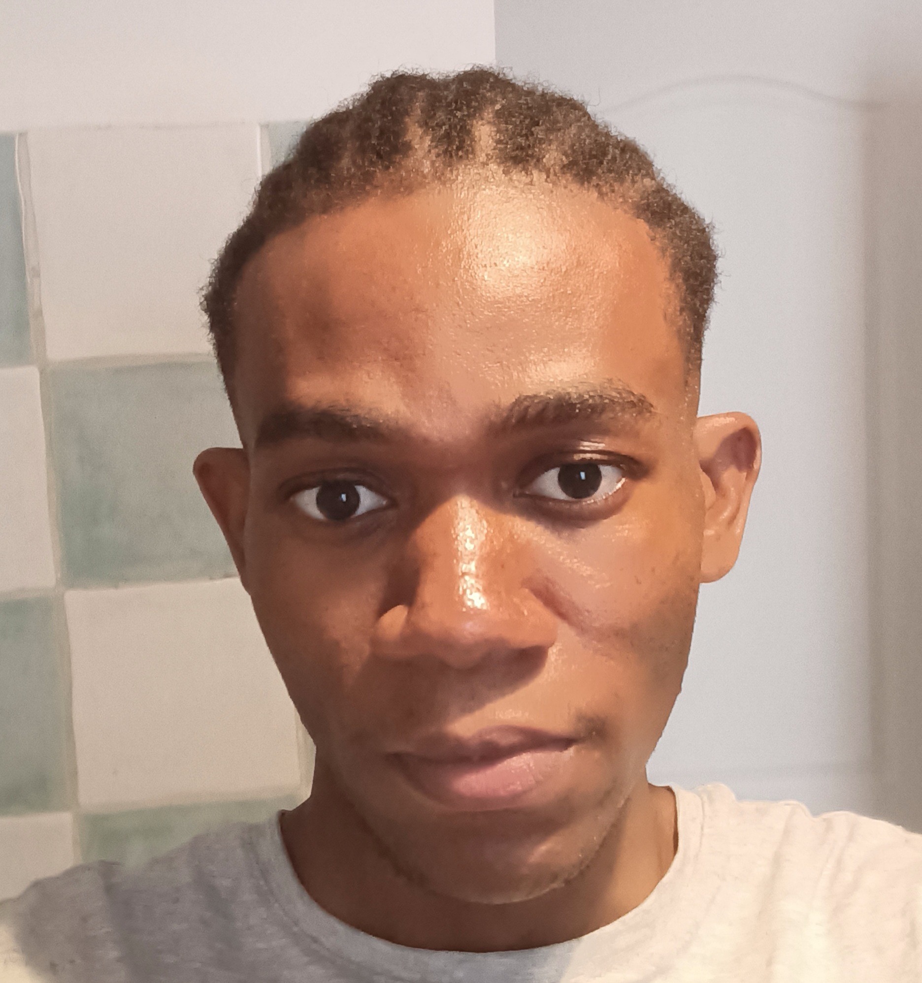 Profil de Nouridine, 24 ans, Escort Trans Suisse à Figino