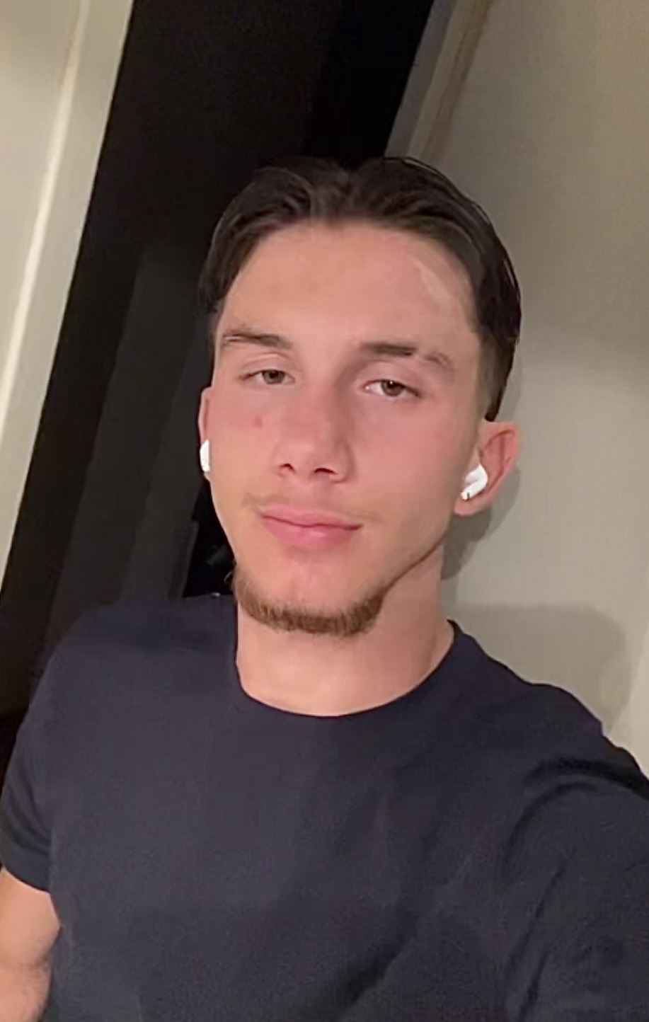 Profil de Jossua, 20 ans, Escort Trans Suisse à Anet