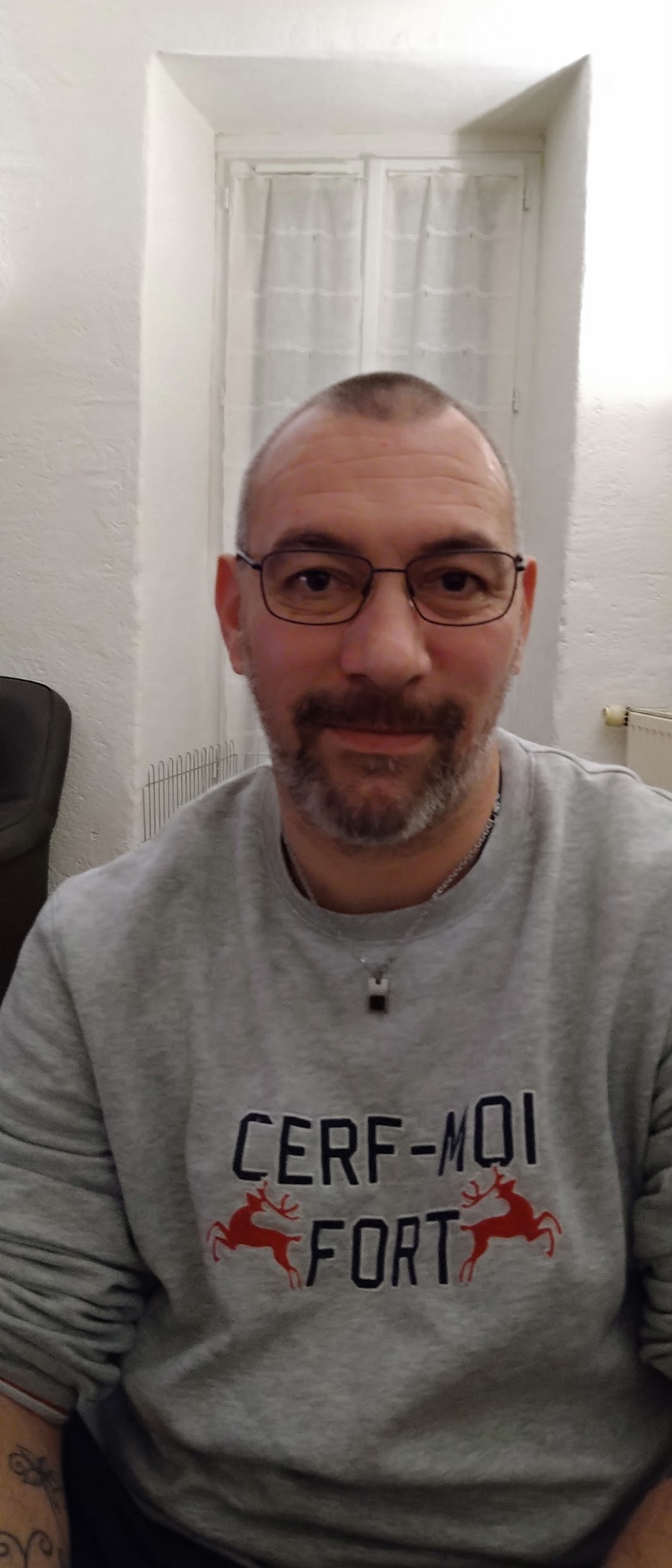 Profil de Edenn, 46 ans, Escort Trans Suisse à St-Livres