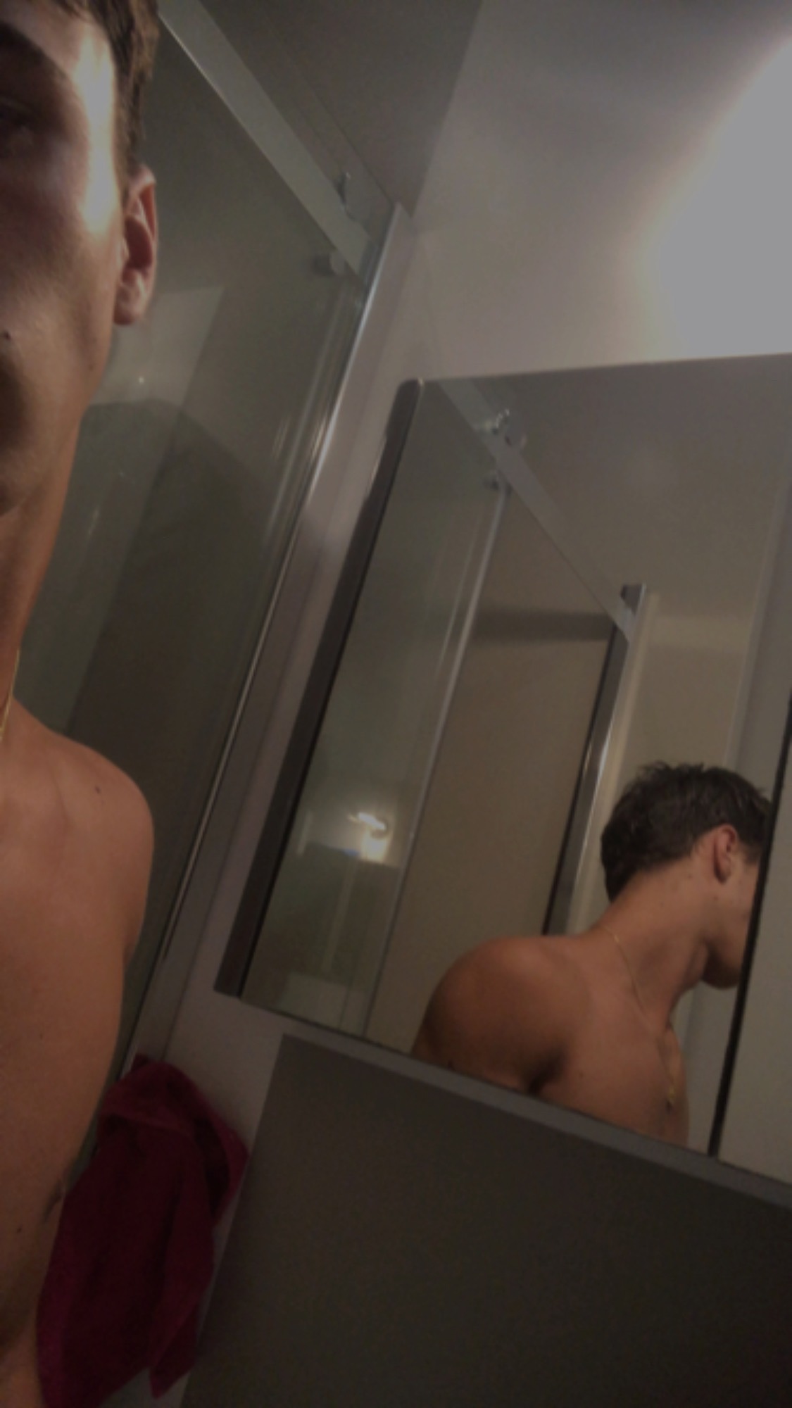 Profil de Shadi, 19 ans, Escort Trans Suisse à Epauvillers