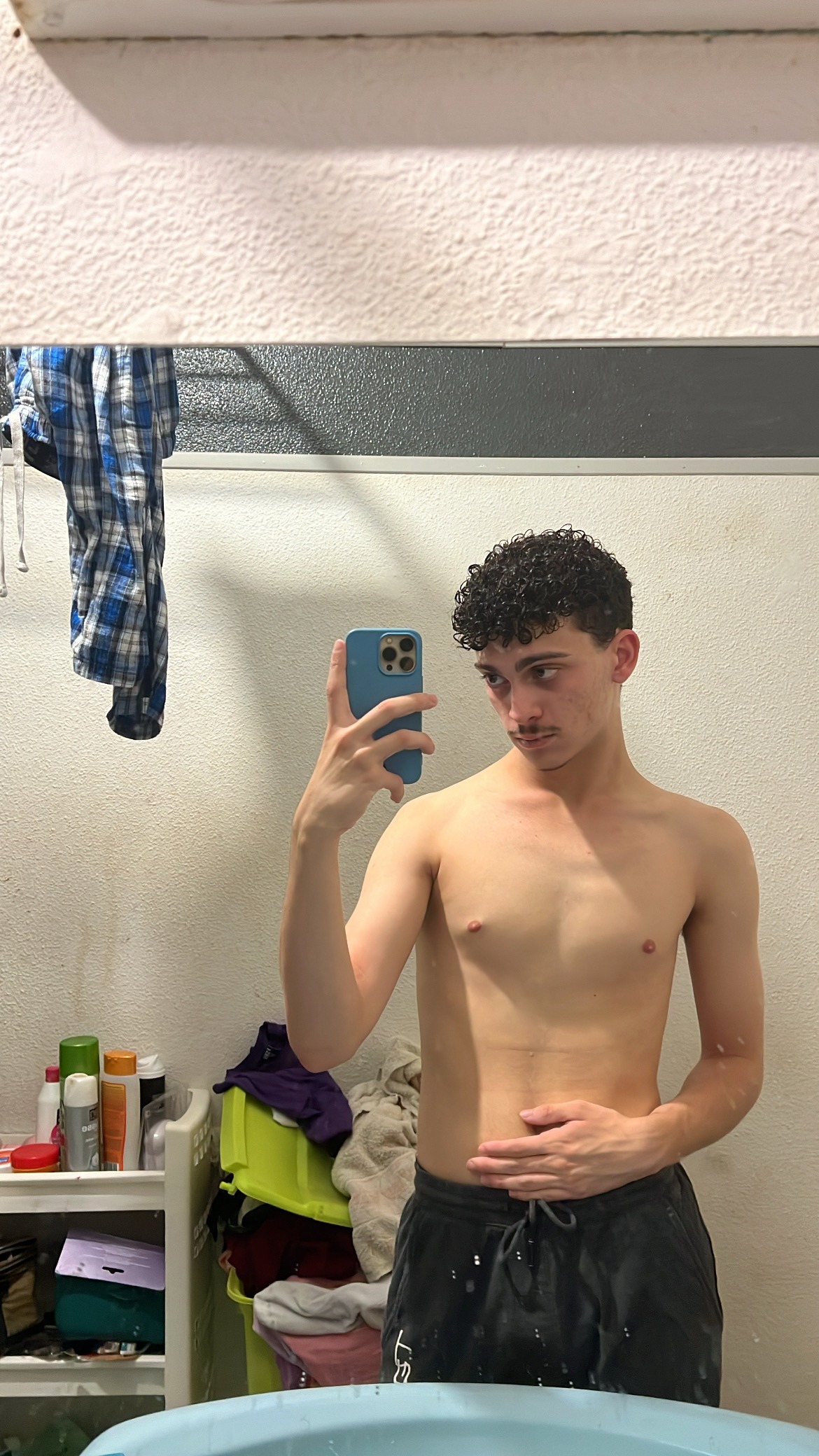 Profil de Zakary, 20 ans, Escort Trans Suisse à Botterens
