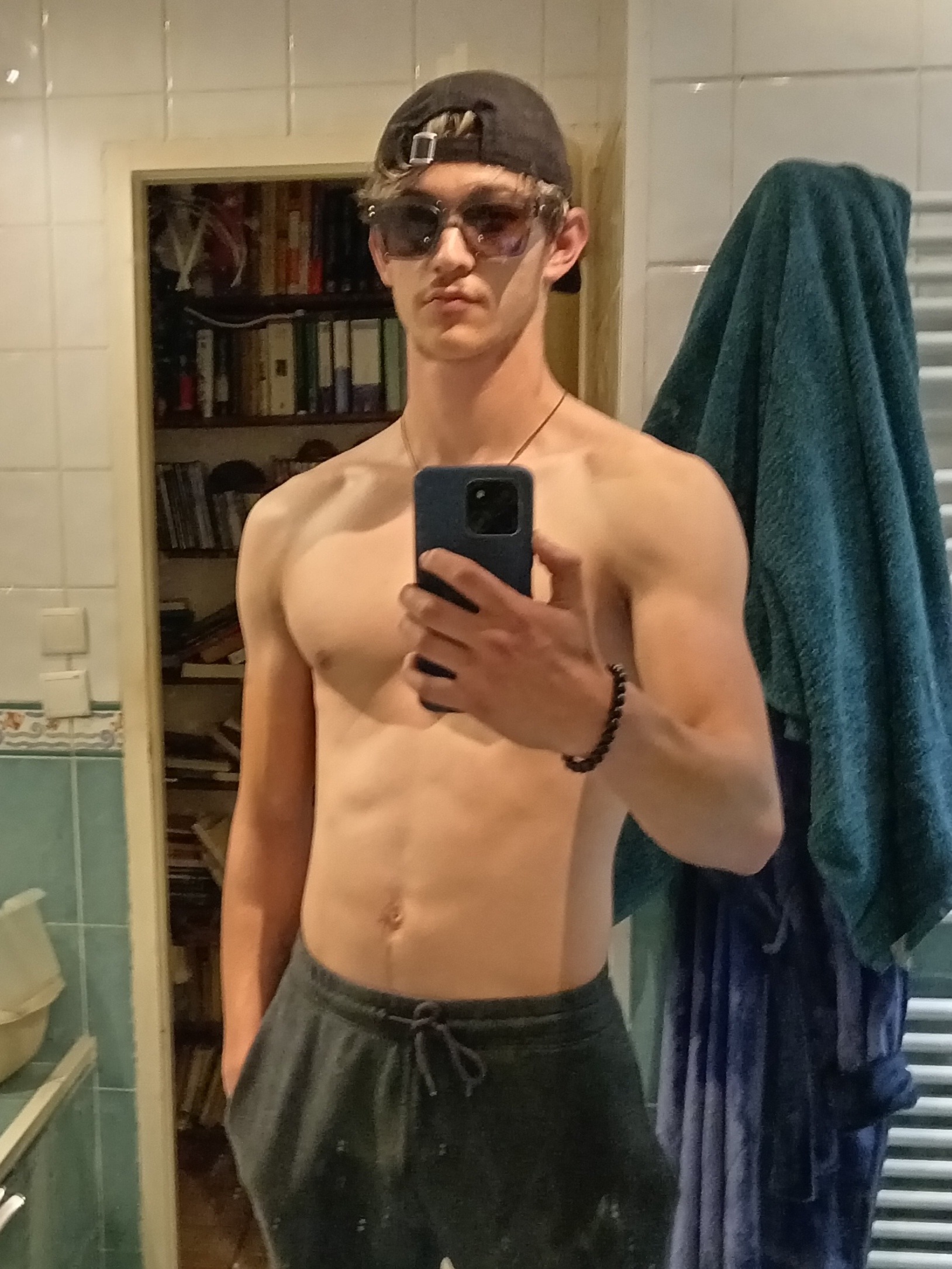 Profil de Trystan, 20 ans, Escort Trans Suisse à Cheiry