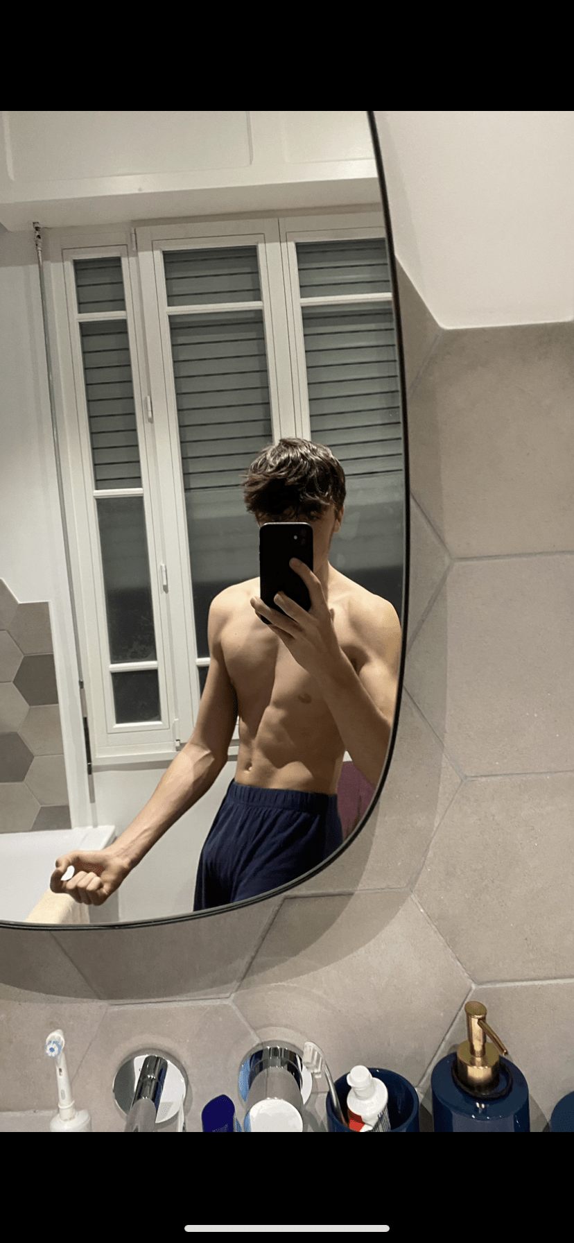 Profil de Flavio, 19 ans, Escort Trans Suisse à Bruson